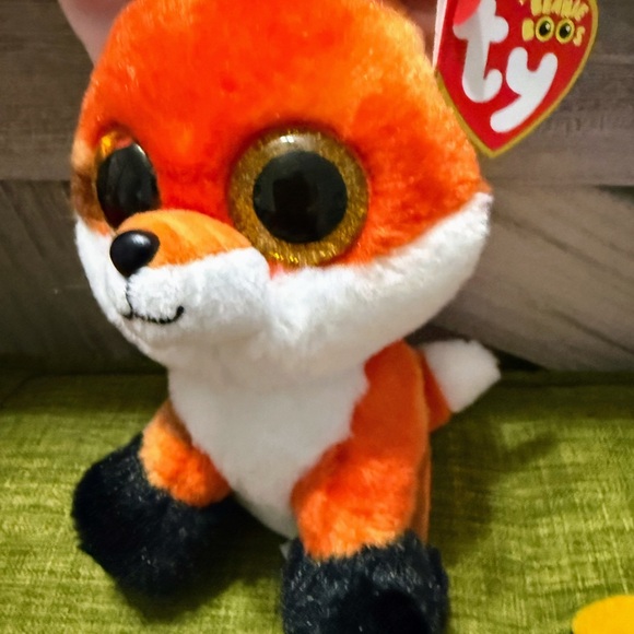 Ty Beanie Babies - Stuffed Animal Collection
- (11 total) - Picture 5 of 13